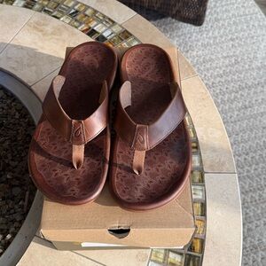 Olukai ‘llikai mens leather sandals flip-flops